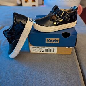 Brand new toddler girl Ked Mary Jane's